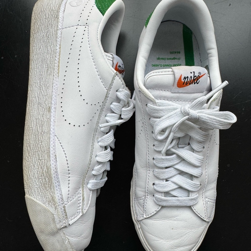 Nike Classic White and Green Low-Tops